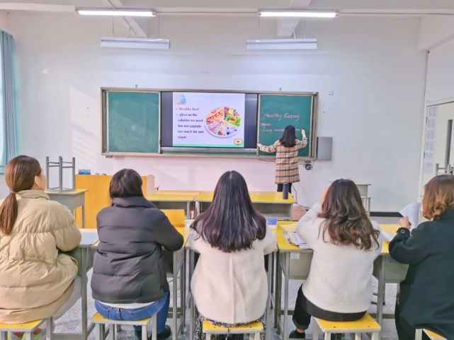 高中经验分享演讲稿_高中学生经验分享发言稿_优质高中学习经验