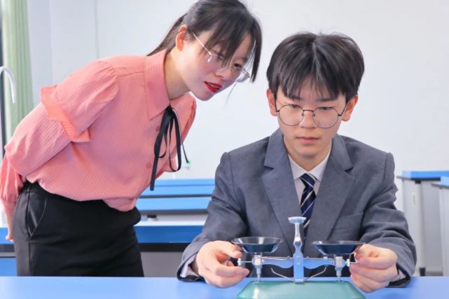 优质高中学习经验_高中经验分享演讲稿_高中学生经验分享发言稿