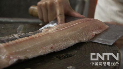 [致富经]天价草鱼的背后(20121120)