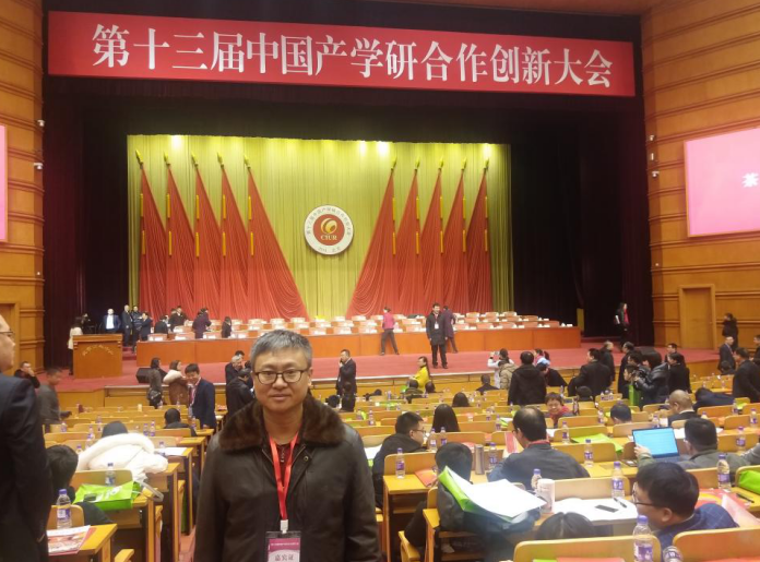 成都盟员胡佩深耕乡村农业科技获省级科技进步三等奖