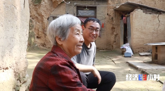 大棚香椿效益怎么样_大棚种植香椿视频_大棚香椿致富经视频