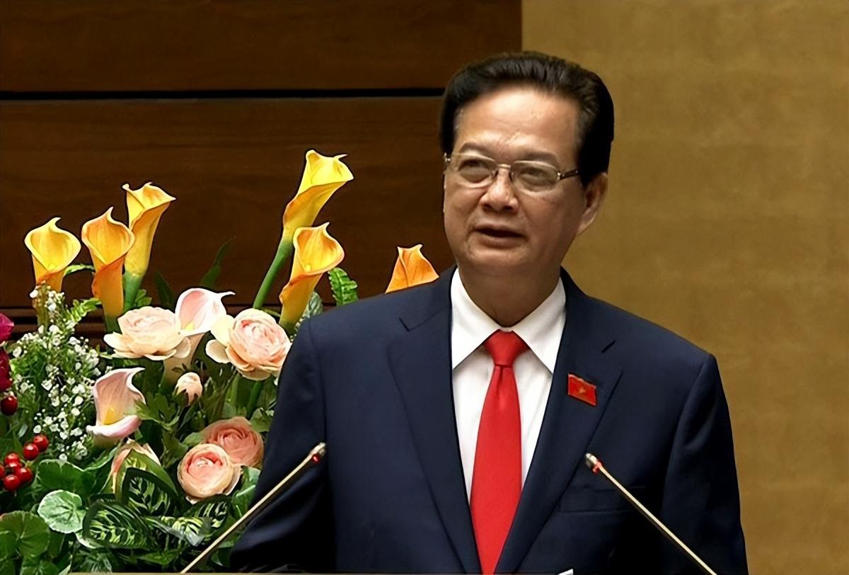 胡志明致富经_致富经胡志明_致富经胡志明养蛇视频