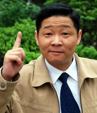 军人对象离婚来部队闹_离婚前妻还找他闹_致富经五家人闹离婚
