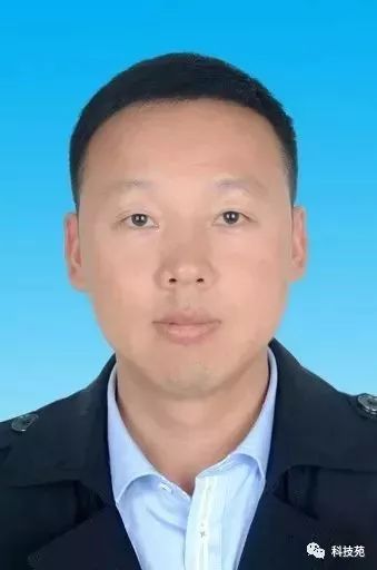 19岁农民工种植致富小麦_农民播种小麦_种小麦挣钱吗