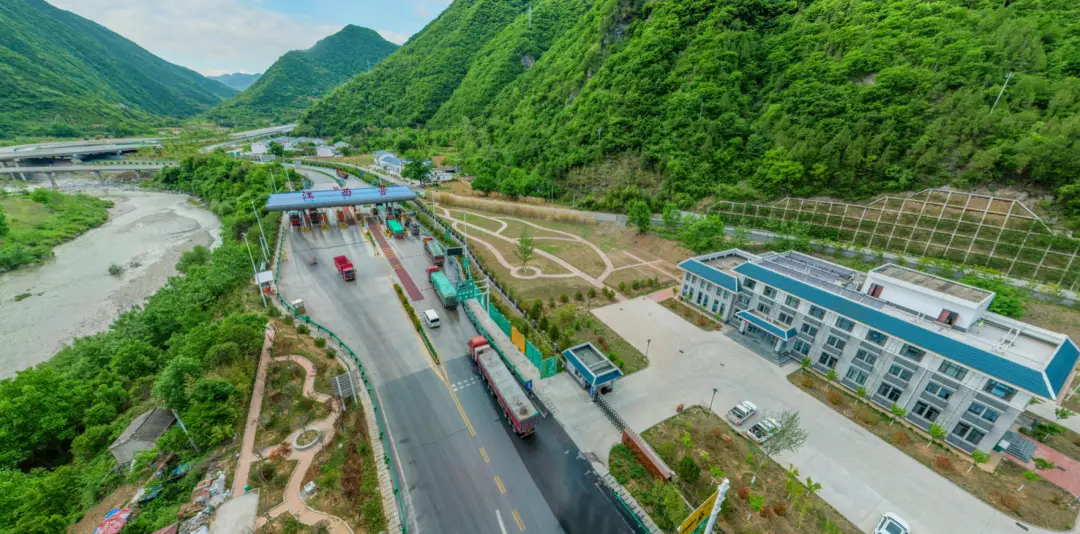 留坝：一路通百业兴