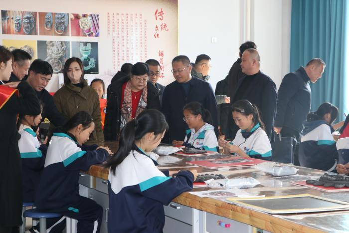 提炼优质校项目建设经验_优质校建设工作总结_优质校建设方案