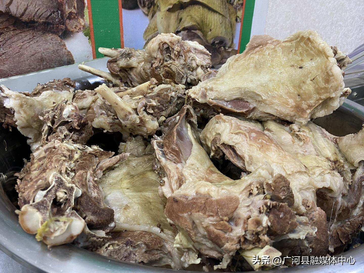 视频致富羊牛想看怎么办_我想看羊牛致富经视频_致富经最新养羊视频