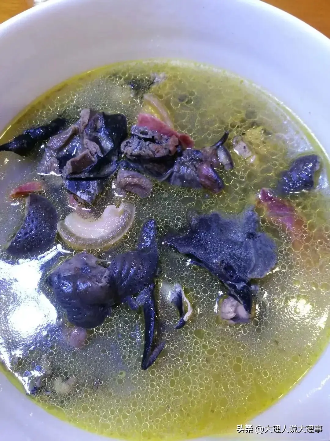 致富经乌骨鸡_乌骨鸡产品_致富经乌骨鸡养殖视频
