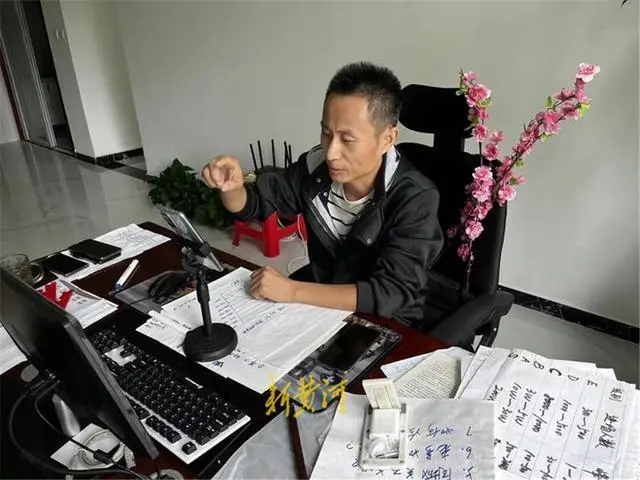 致富卖养蚕蚕茧为什么不卖_致富经养蚕不为卖蚕茧_养蚕致富新出路
