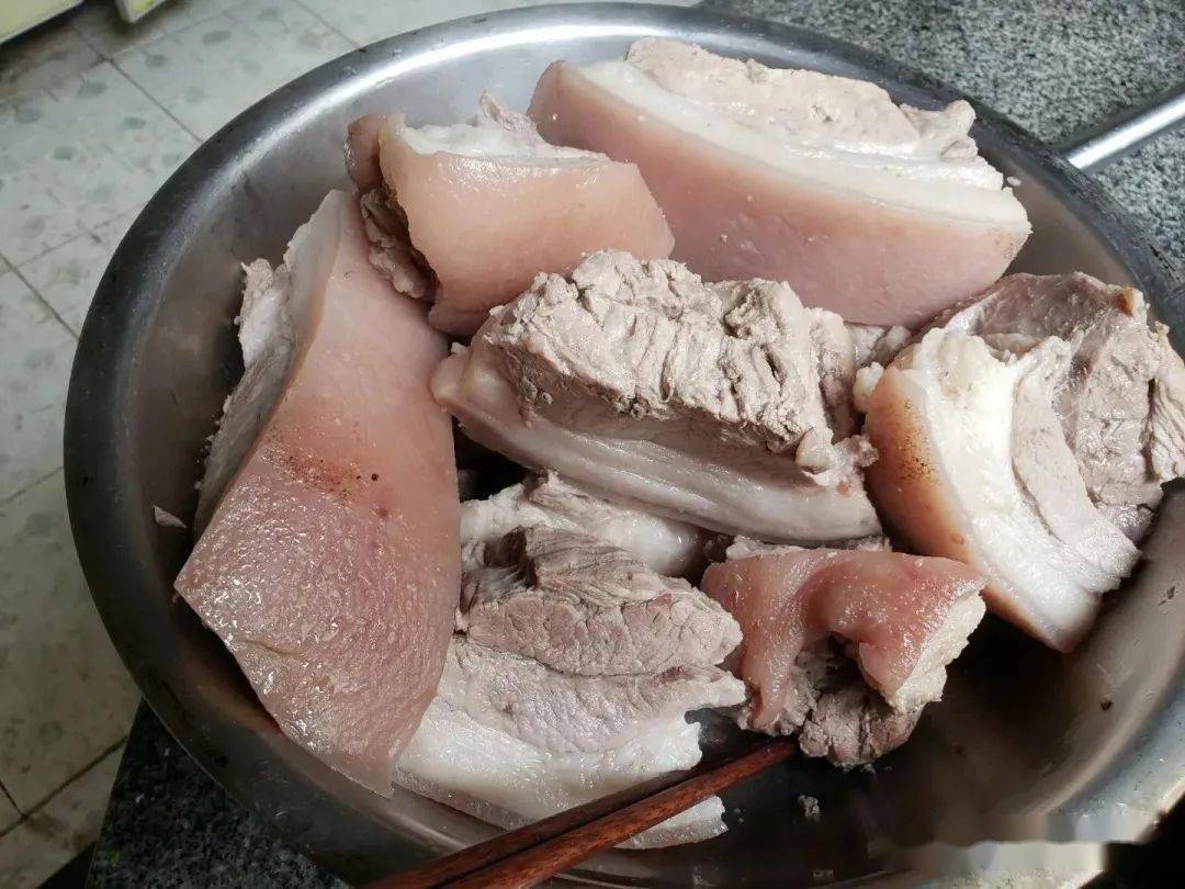 养殖场效益_养殖效率_高效益养殖技术网