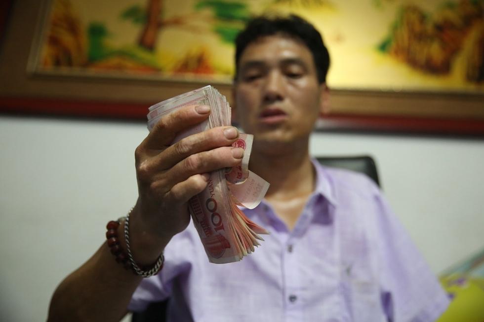 致富经烤乳猪视频_致富经 烤乳猪_致富养猪