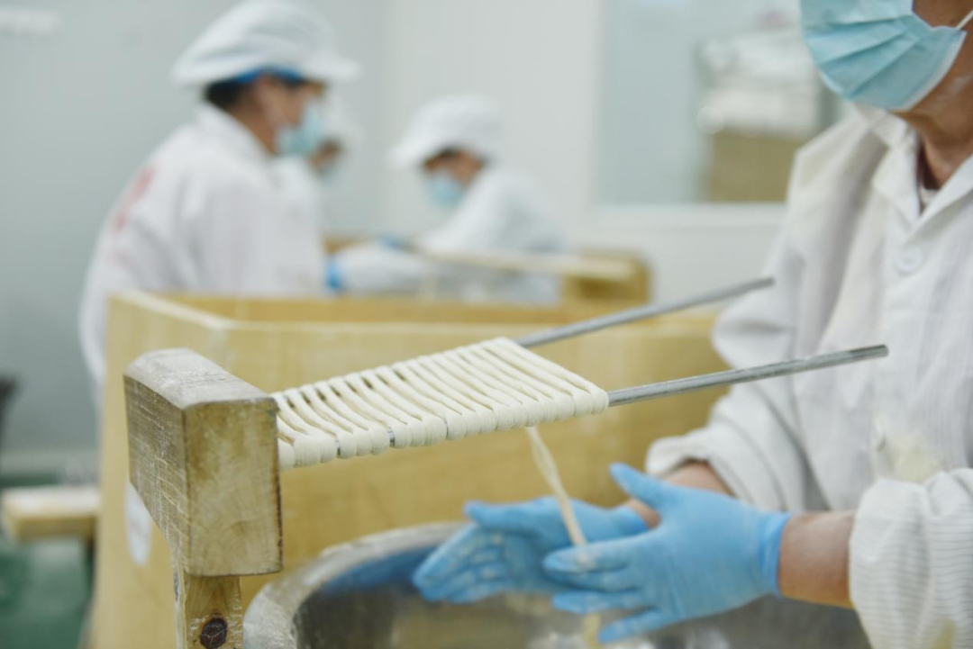 致富手工挂面做什么好吃_致富经做手工挂面_手工挂面做法