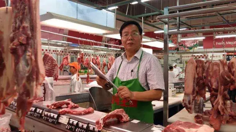致富养猪老赖是谁_老赖养的猪会被强制执行吗_致富经老赖养猪