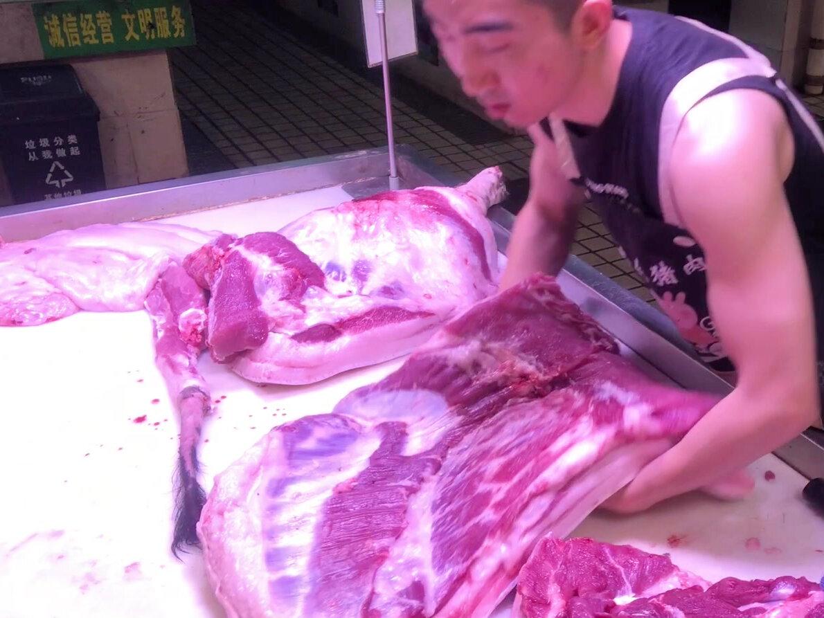 黑猪养殖技术视频播放_搜索养猪视频_养猪技术视频下载