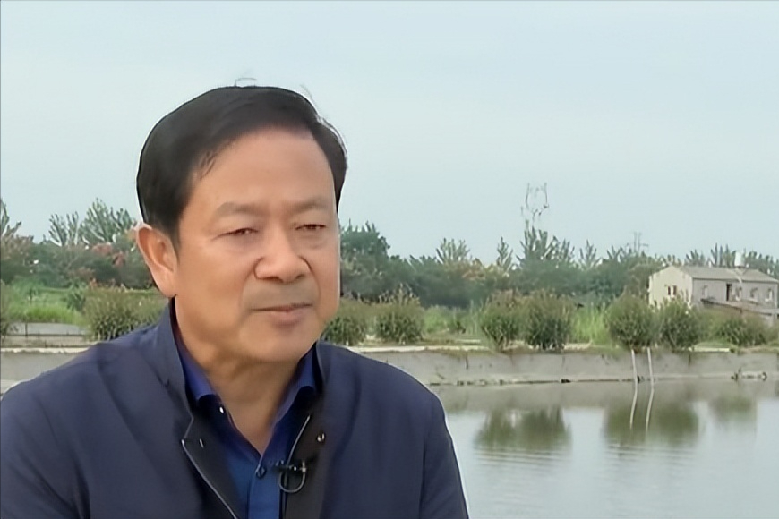 致富经养甲鱼视频全集2019_致富经甲鱼养殖图片_致富经养殖甲鱼