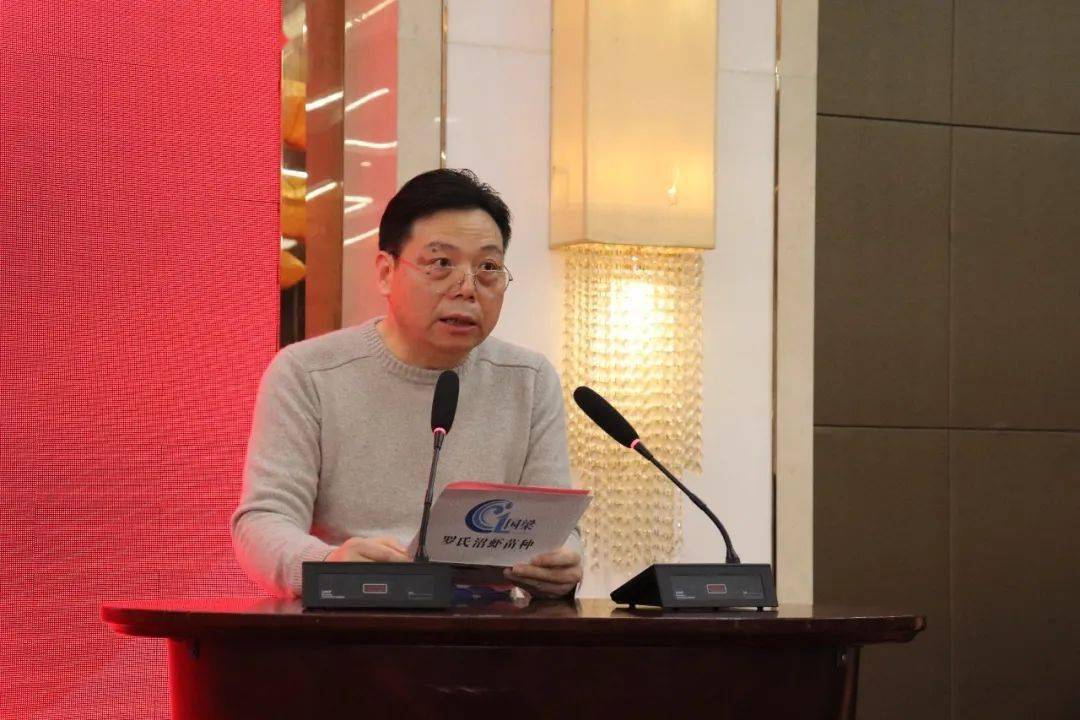 罗氏沼虾养殖效益_致富经罗氏沼虾_致富经罗氏虾养殖视频