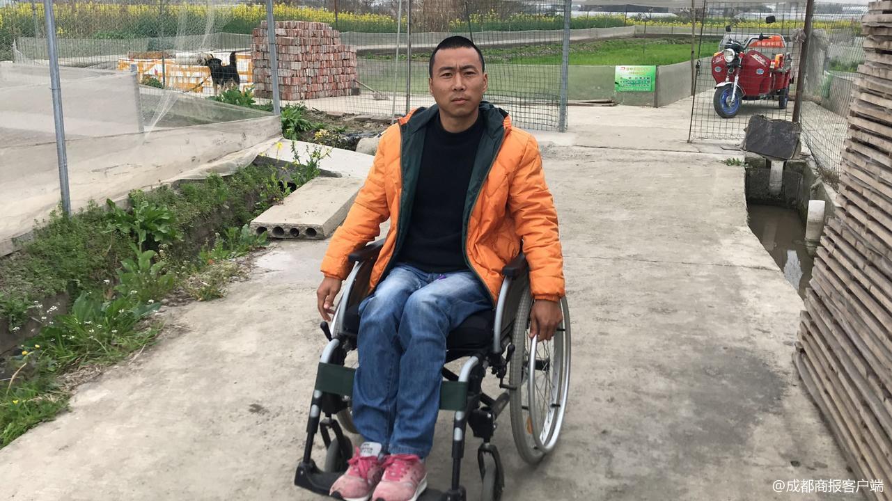 致富经养殖泥鳅视频_养殖泥鳅富豪_致富经创业养泥鳅
