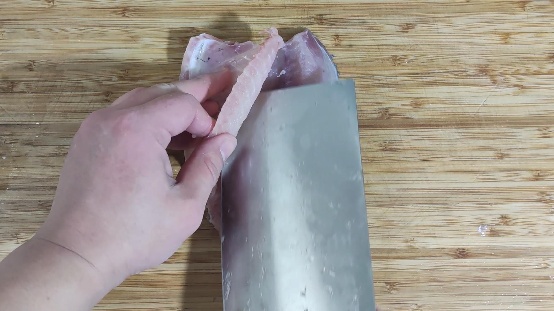视频养殖鲫鱼技术大全_鲫鱼养殖视频致富经_鲫鱼养殖技术视频