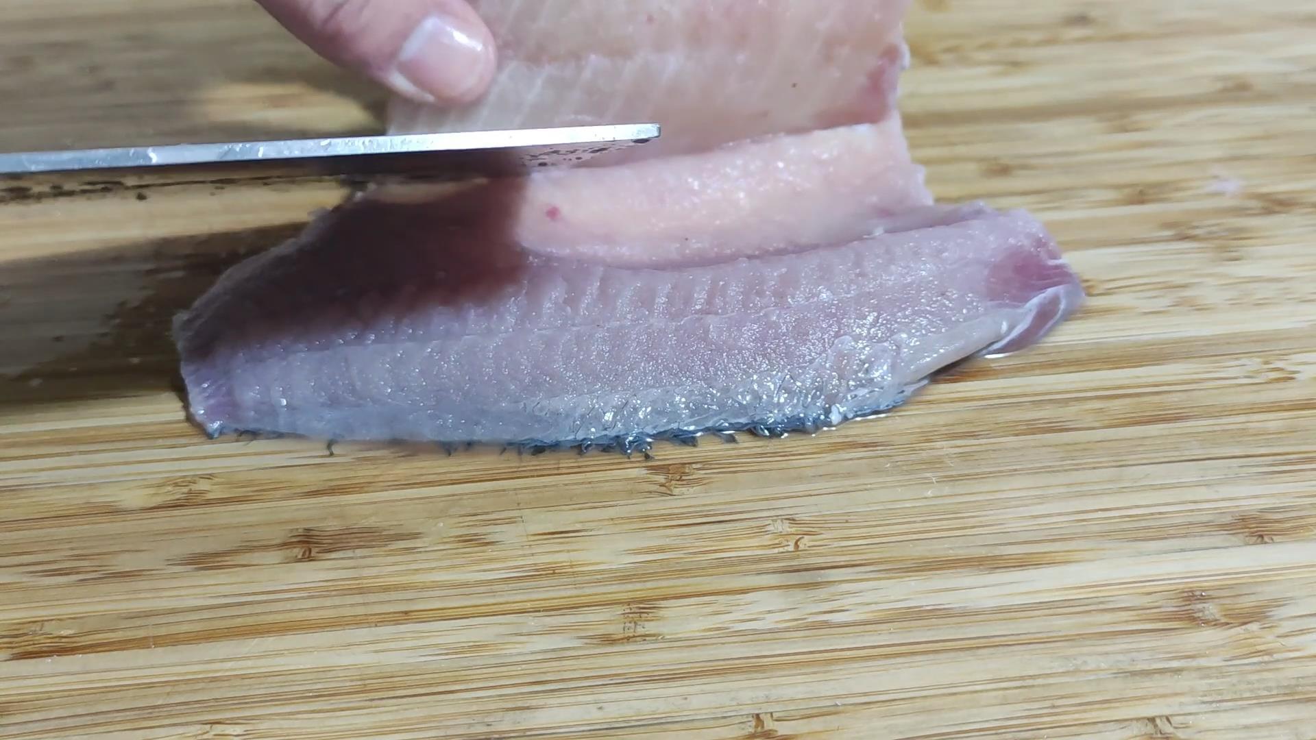 鲫鱼养殖视频致富经_视频养殖鲫鱼技术大全_鲫鱼养殖技术视频