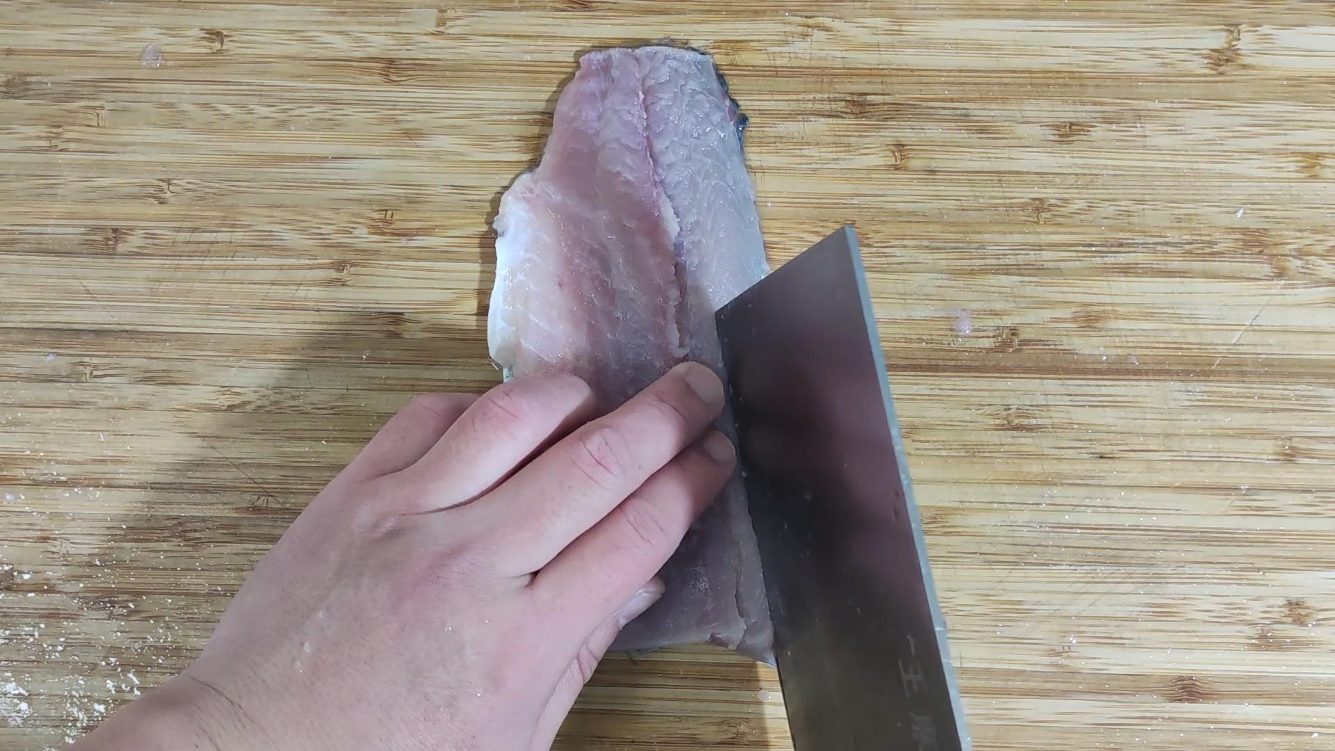 视频养殖鲫鱼技术大全_鲫鱼养殖视频致富经_鲫鱼养殖技术视频