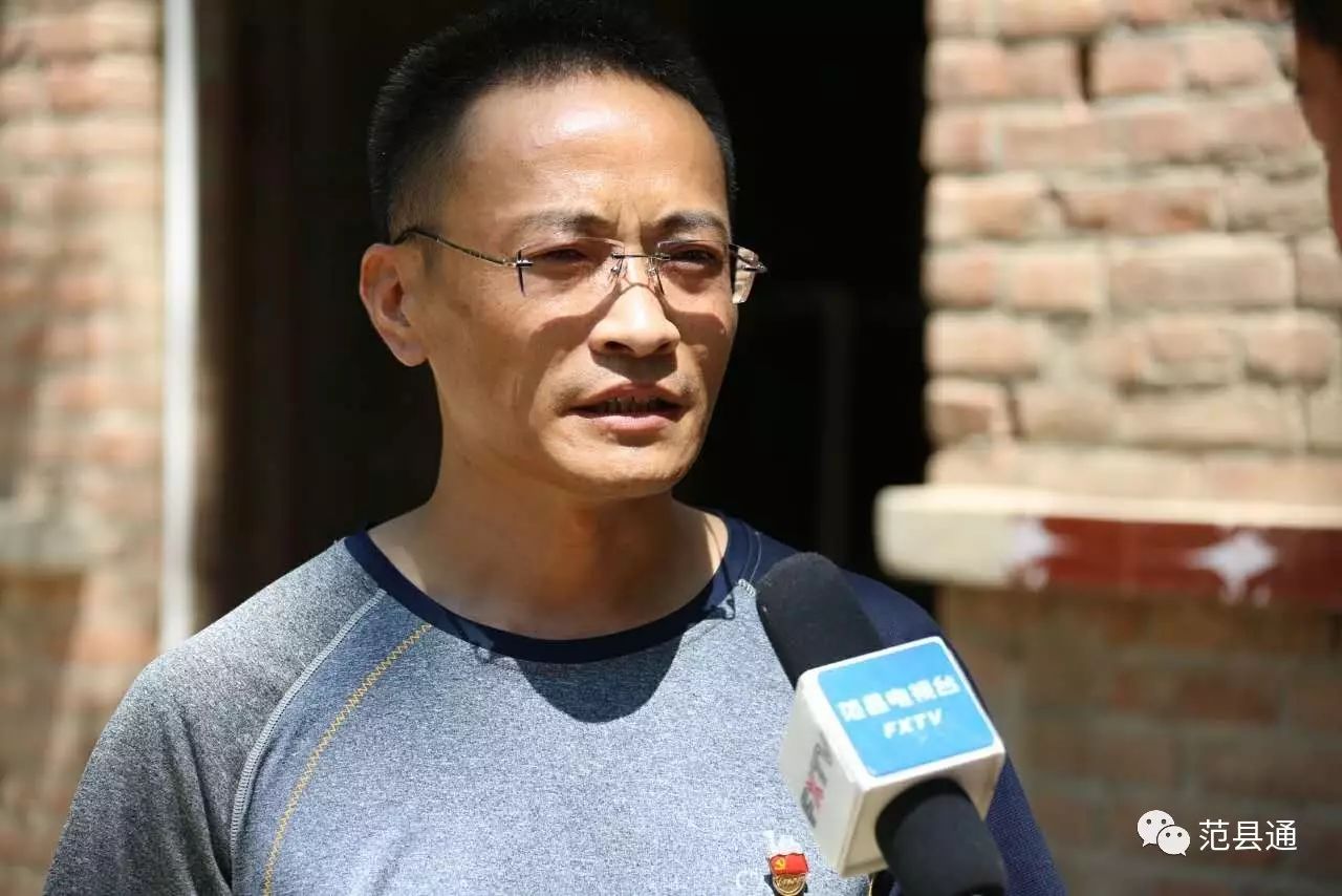 肉兔养殖场视频_肉兔养殖视频致富经历_致富经创业项目农村养殖肉兔