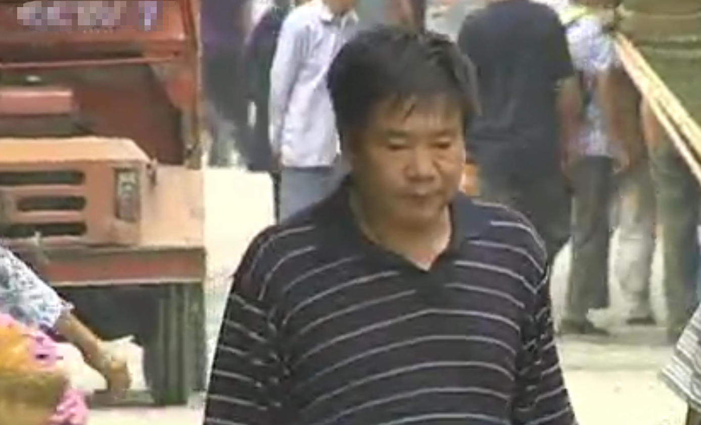 致富经养黑鸡_养黑鸡致富经_致富经养鸡技术视频