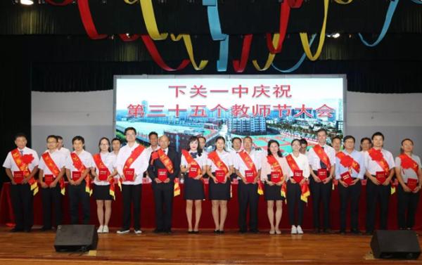 高中学生经验分享发言稿_优质高中学习经验_高中经验分享演讲稿