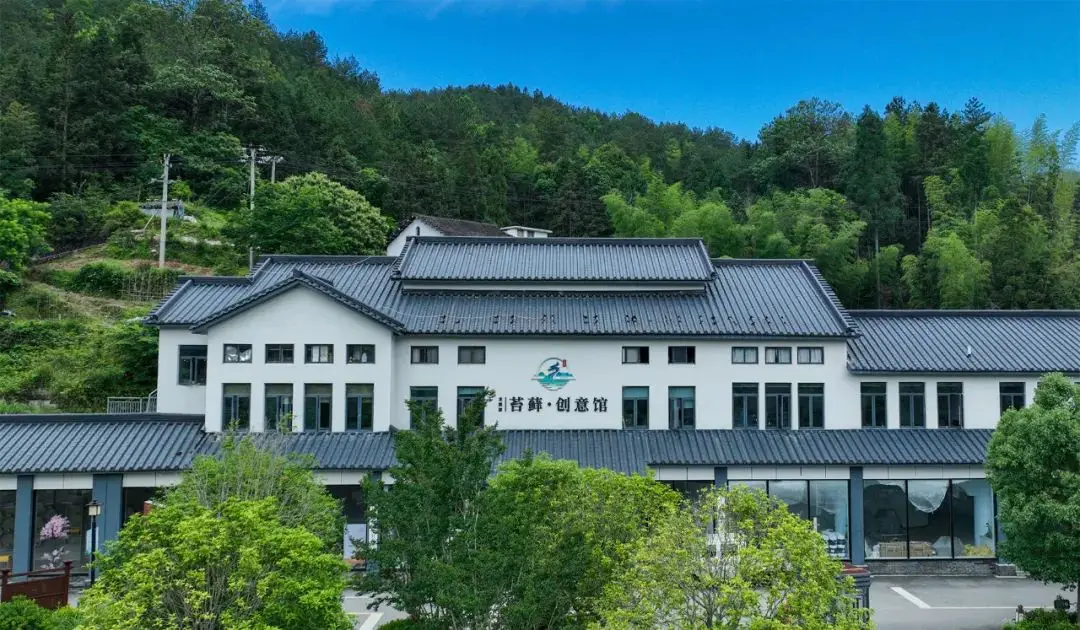 小丑鱼养殖挣钱不_小丑鱼养殖技术下载_养小丑鱼最简单的设备
