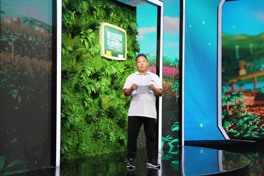 种植哈密瓜视频_哈密瓜怎样种植视频播放_哈蜜瓜种植技术视频