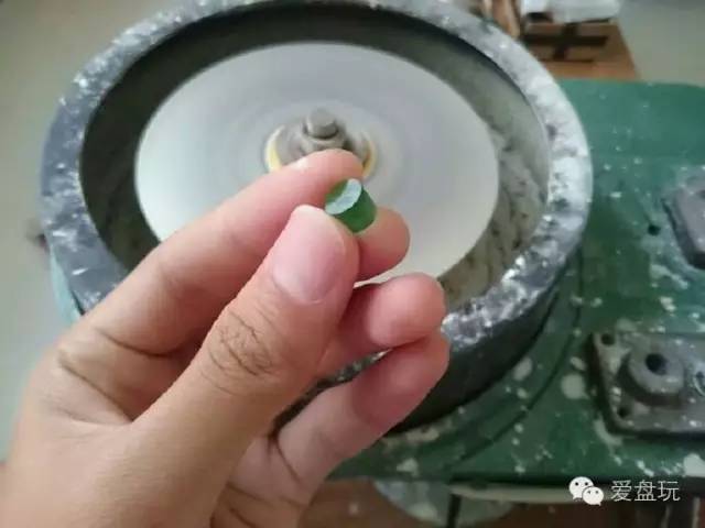 小叶紫檀种植技术_种植小叶紫檀的功效与作用_种植小叶紫檀致富