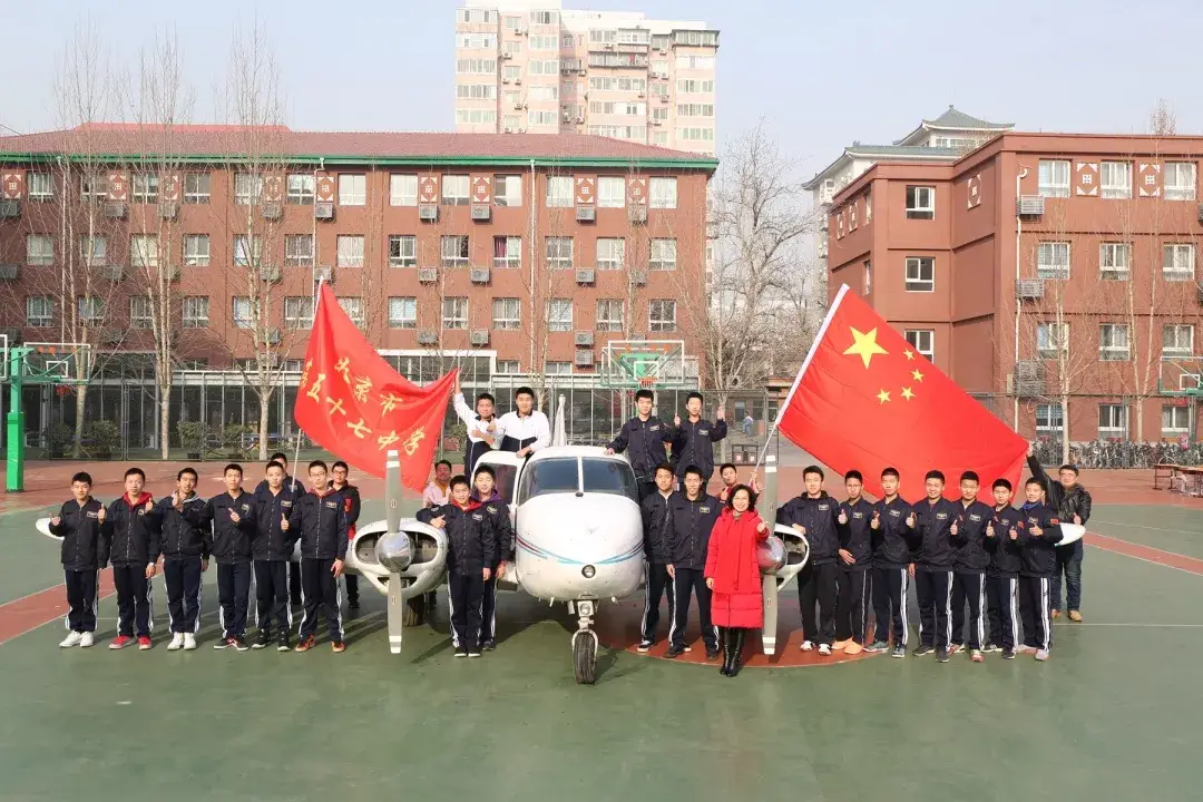 高中经验交流发言稿_高中优秀学生经验分享_优质高中学习经验