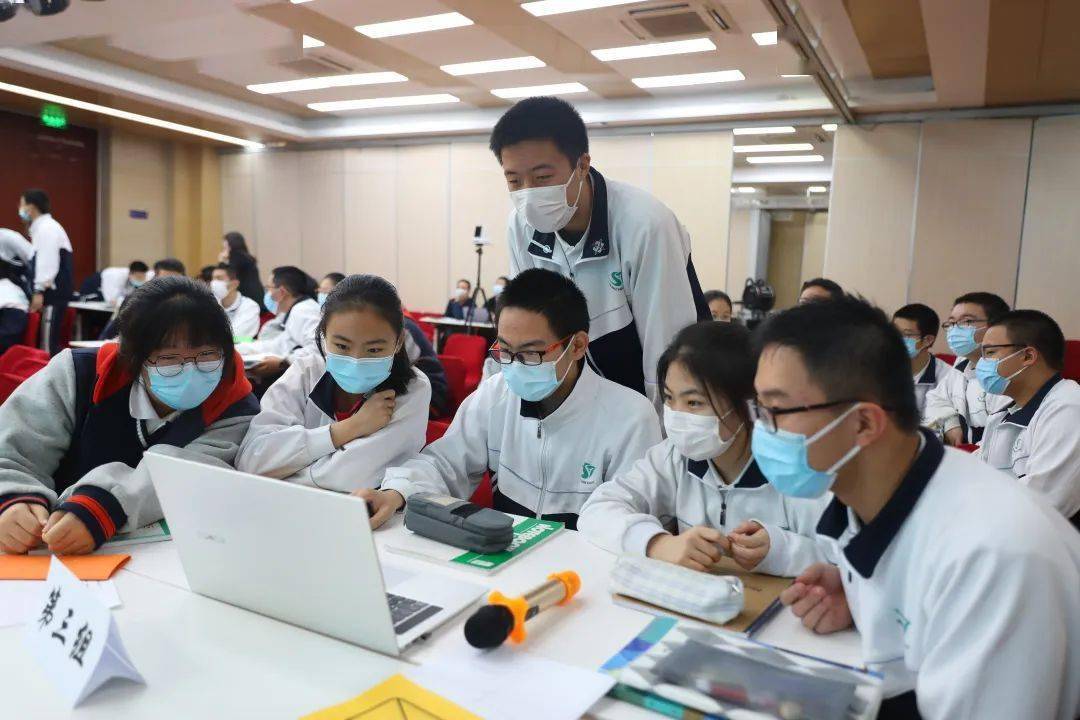 高中经验交流发言稿_高中优秀学生经验分享_优质高中学习经验