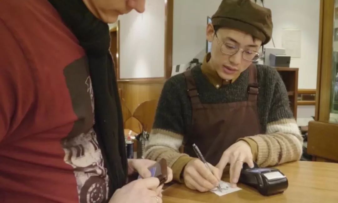 视频致富经_餐饮致富经视频_致富经小吃的创业视频