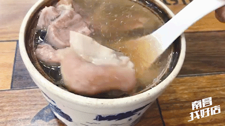 致富猪蹄报道文案_致富经猪蹄视频_致富经报道烤猪蹄