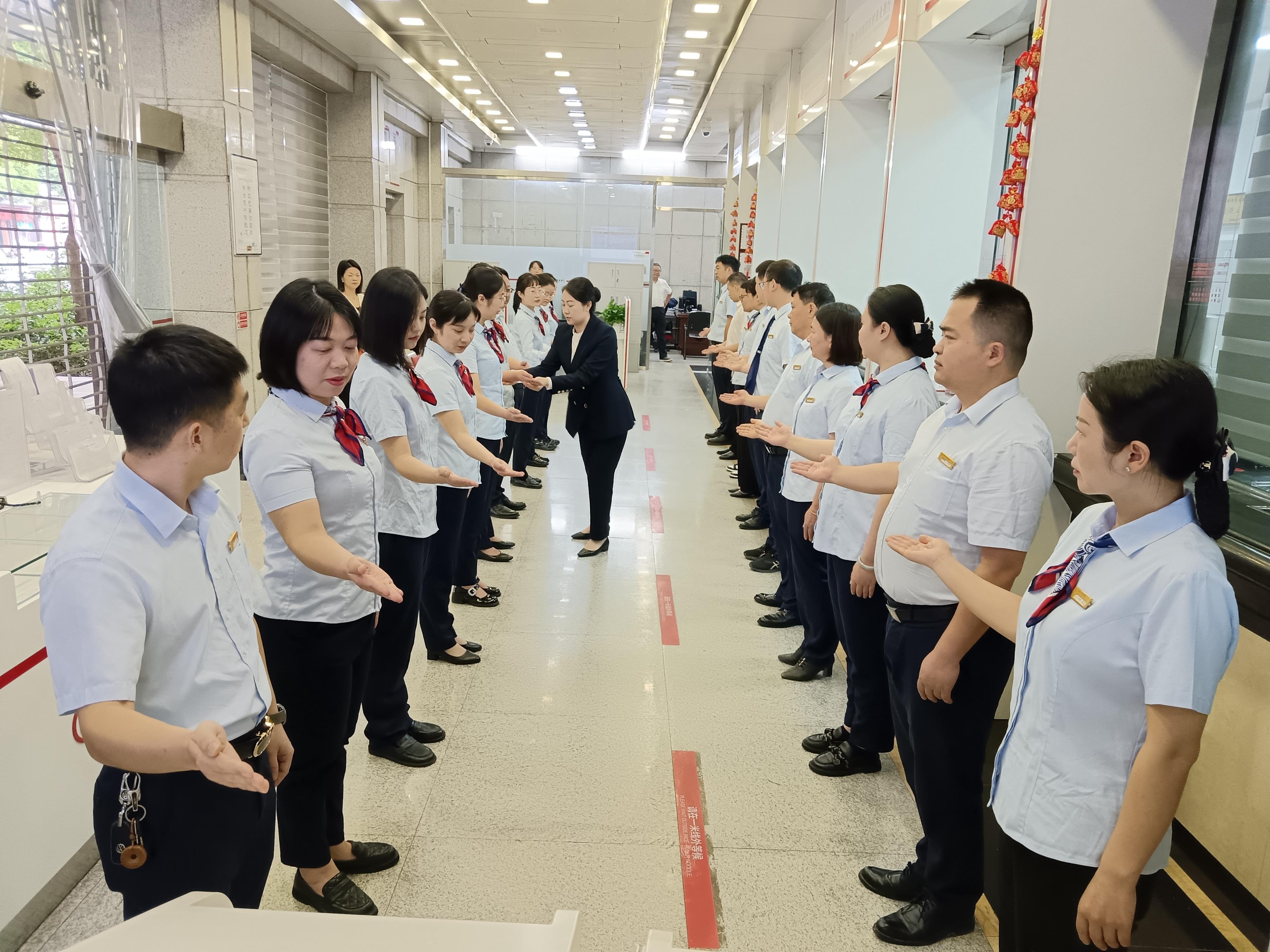 银行如何评价优质客户经验_优质银行评价经验客户怎么写_客户对银行的优秀评价