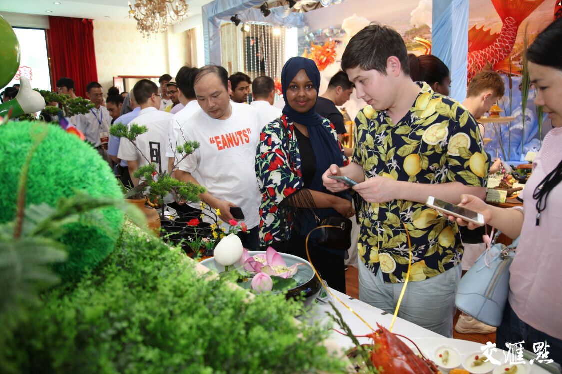 致富养殖网_食用虫养殖致富_致富经养蛋白虫