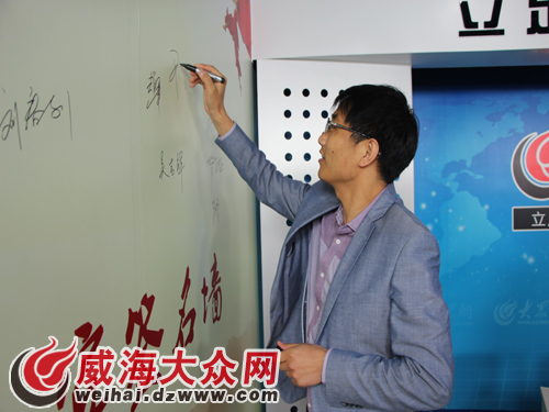 农村致富经养鸭_致富经鸭子养殖视频_农村养殖致富项目鸭
