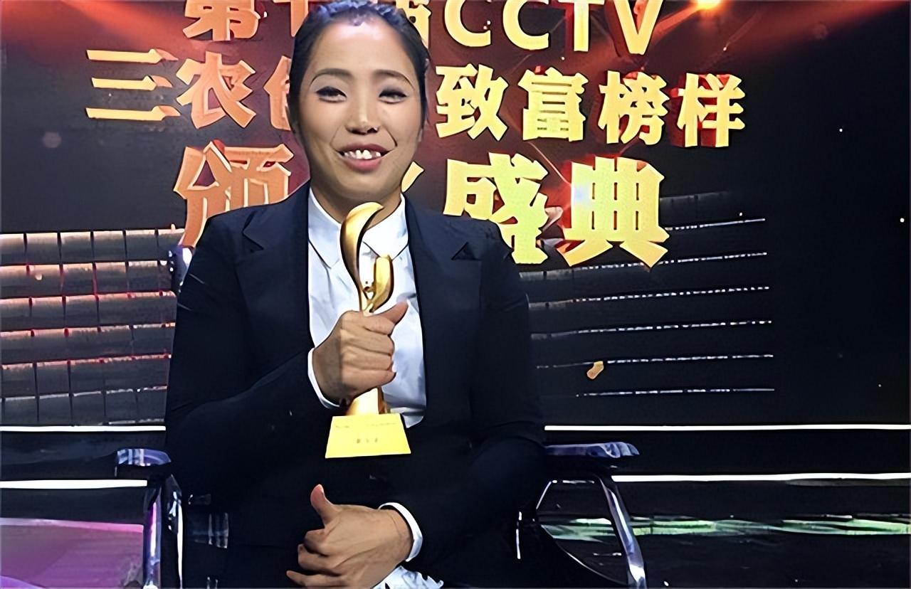 潘远香致富经_致富经潘远香是哪一期_致富经潘远香养牛