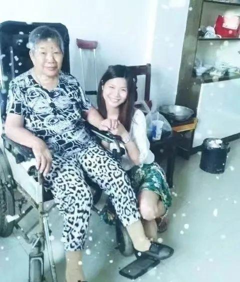 种植莲子的产量和利润_荆州种植莲子致富_莲子种植视频