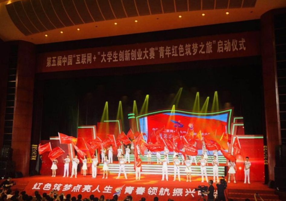 2020年最火的养殖豪猪_豪猪养殖致富亮点_致富亮点养殖豪猪视频