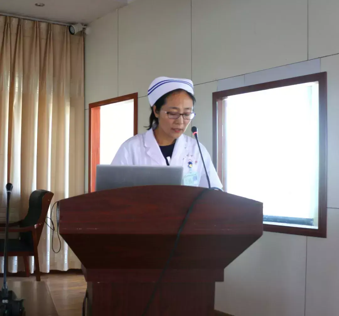 优质护理经验交流发言稿_优质护理经验交流会会议记录_优质护理经验交流ppt