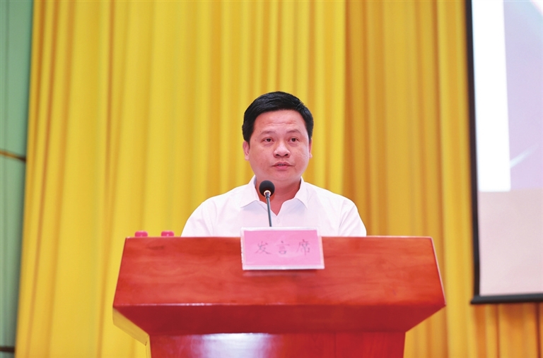 屋顶养殖什么能挣钱_房顶致富养殖_致富养殖房顶设计图