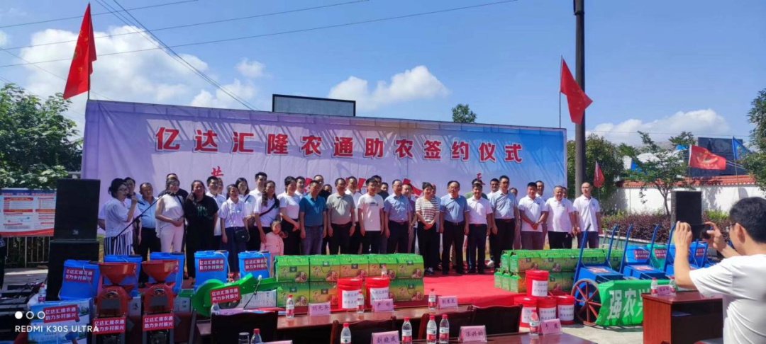 养殖土鸡致富人_致富经农村养土鸡视频_致富养殖土鸡人怎么样