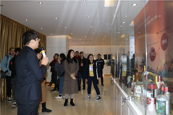 红薯干加工厂赚钱吗_致富红薯加工干果视频_致富经红薯干加工