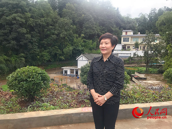 岩博村党委书记余留芬：致富路上酒飘香