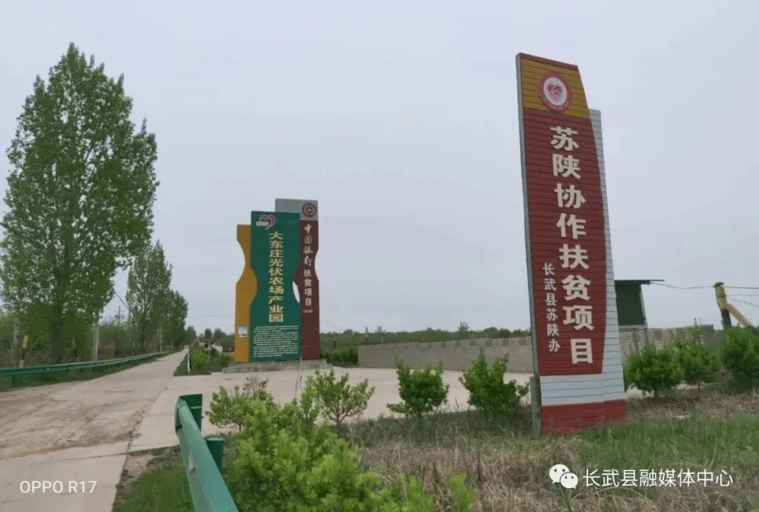 致富经黑乌骨鸡_乌骨黑鸡的功效与作用_黑色乌骨鸡