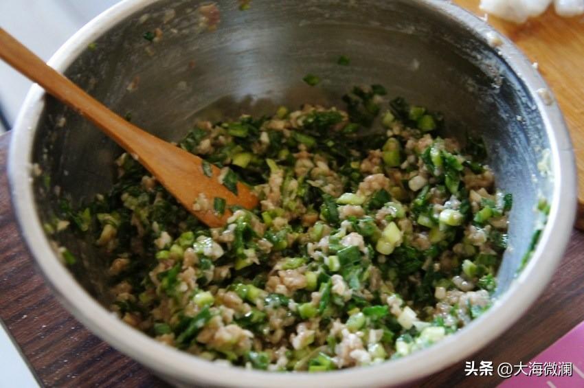 致富经黑猪肉饺子_黑猪肉包饺子_致富猪肉饺子黑了能吃吗