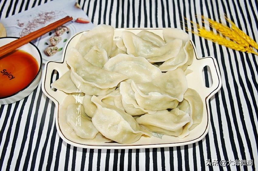 致富猪肉饺子黑了能吃吗_黑猪肉包饺子_致富经黑猪肉饺子
